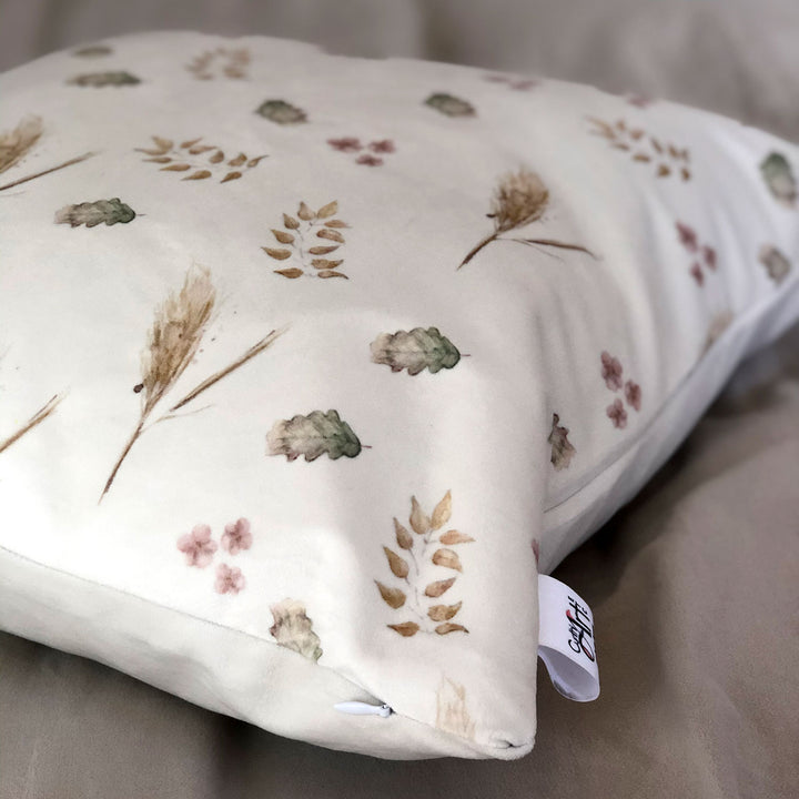 Housse de coussin  · Pampas, feuillage et myosotis roses