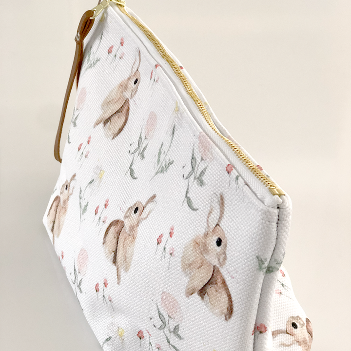 Makeup bag - Flowers and Hare