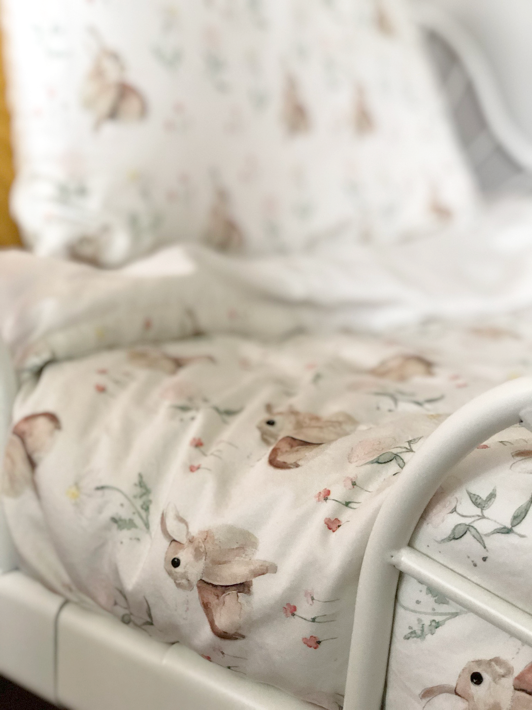 Housse de couette lapine et fleurs - naturel en satin de coton